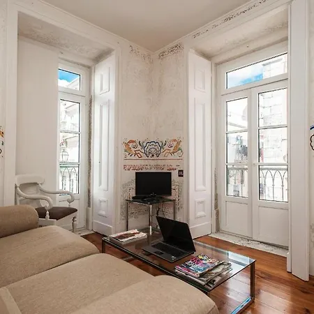 Shortstayflat Prime Location - Bairro Alto Apartment *
